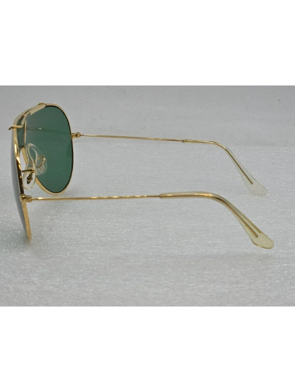 1980s Bausch & Lomb Ray-Ban Wings Sunglasses Gold Frame Green G15 Shield Lens